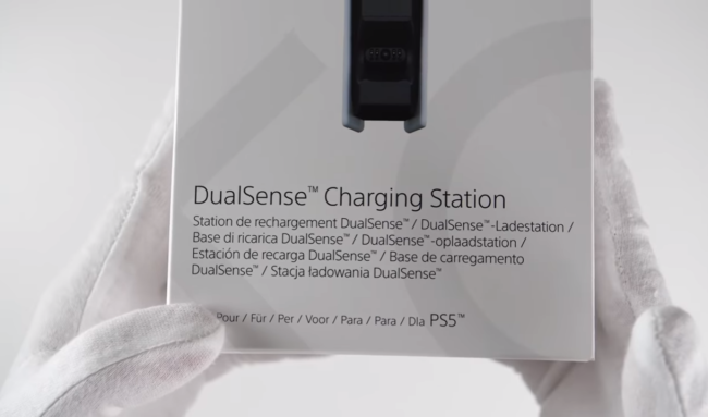 PS5-dual-sense-charging-station